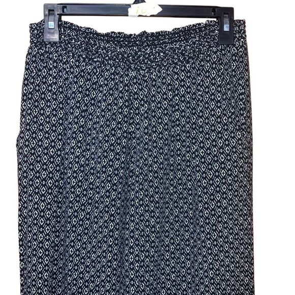 Roan + Ryan high rise black and white wide leg boho patterned rayon pants large - Picture 3 of 8